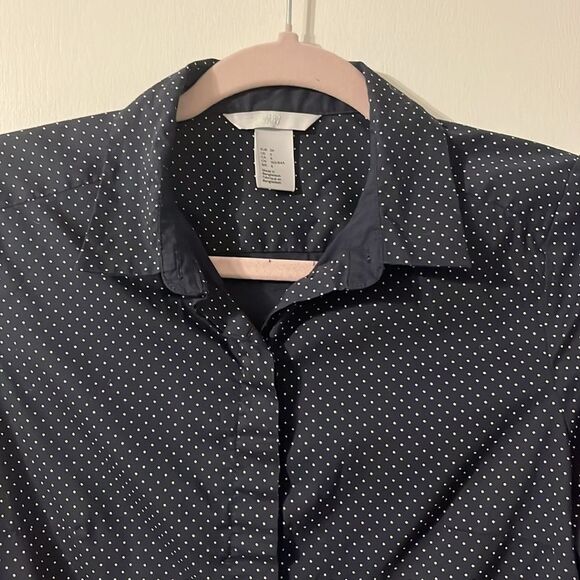 H&M Button-down Blouse Navy Polka Dots Size 6  / Small - Picture 2 of 3